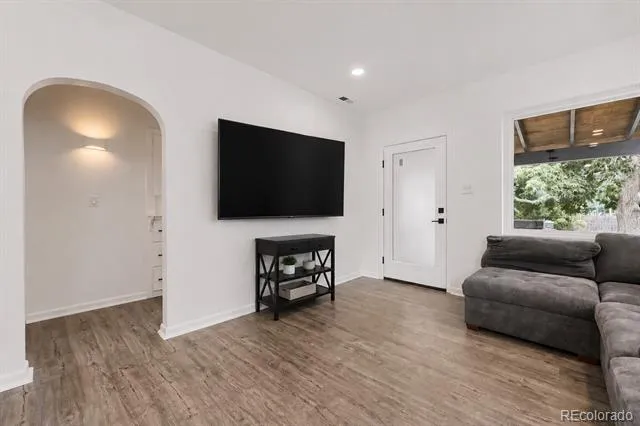 4045 Shoshone Street Denver, CO 80211