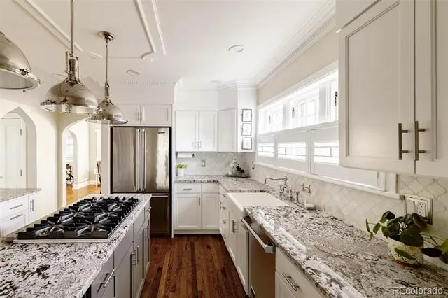 5525 E 17th Avenue Parkway Denver, CO 80220
