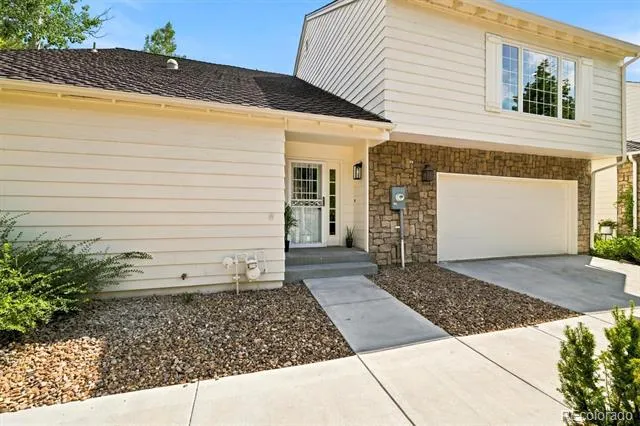 4530 S Verbena Street #322 Denver, CO 80237