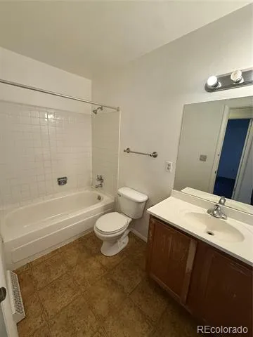 12076 E Montana Place Aurora, CO 80012