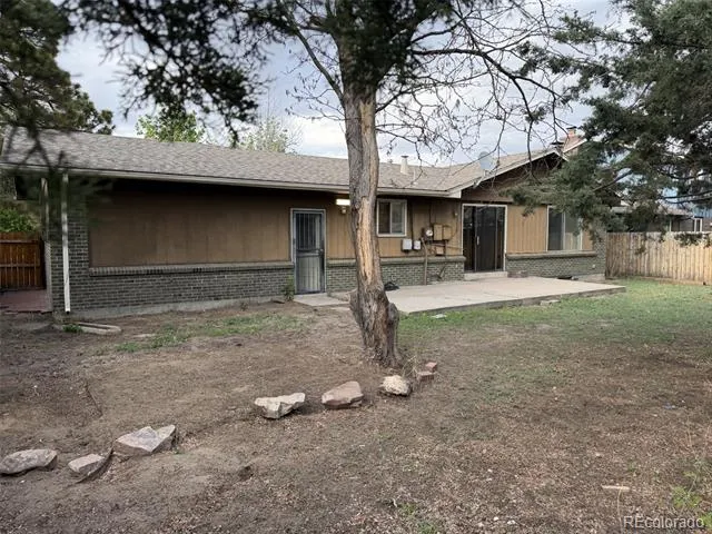 12076 E Montana Place Aurora, CO 80012