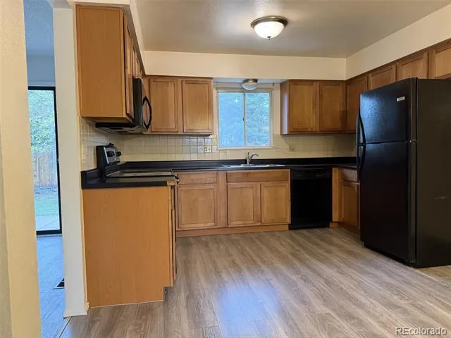 12076 E Montana Place Aurora, CO 80012
