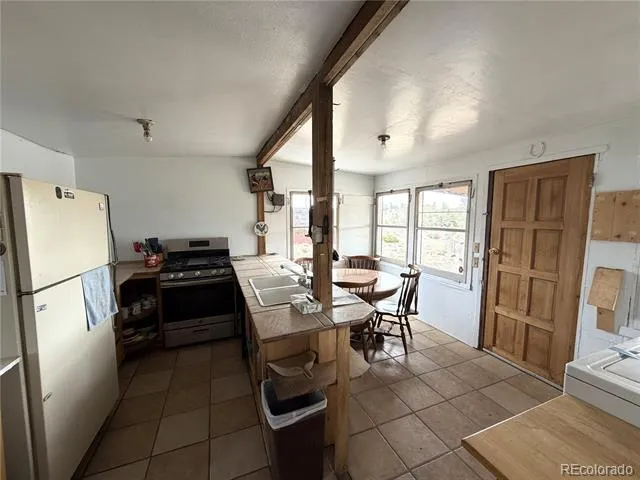 671 Oak Street Hartsel, CO 80449