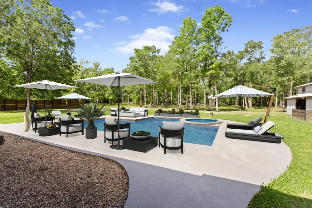 419 Vista Del Lago Drive Huffman, TX 77336