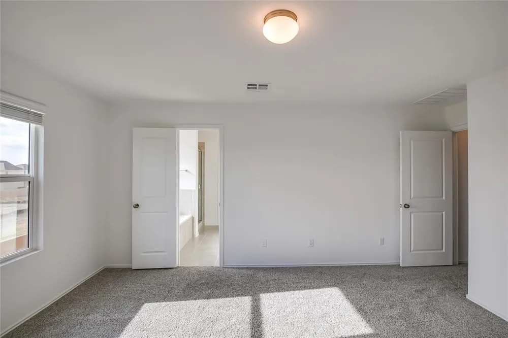 140 Joe Kidd Lane Jarrell, TX 76537