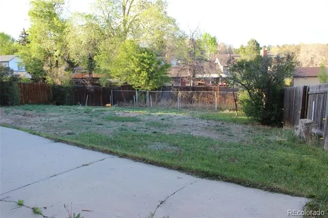 5055 Picket Drive Colorado Springs, CO 80918