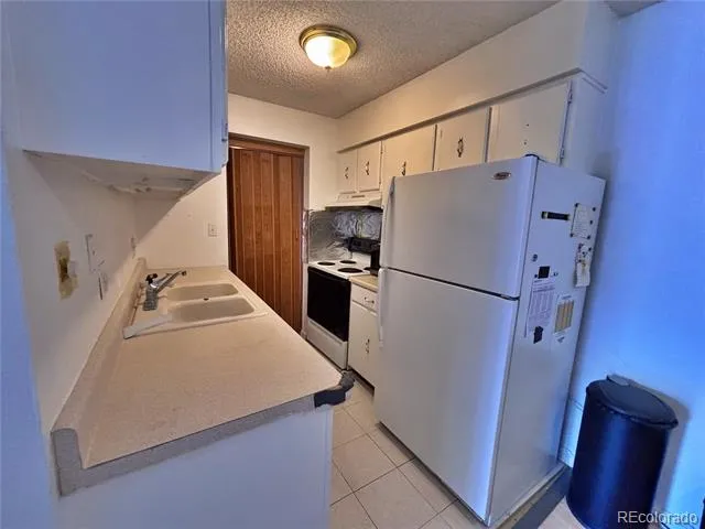 7755 E Quincy #A6-307 Denver, CO 80237