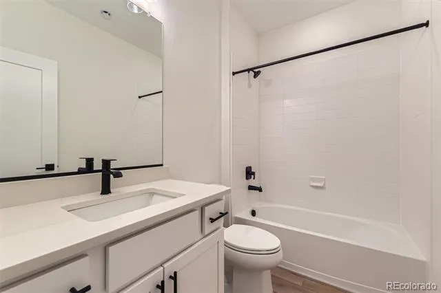 42962 Colonial Tr Elizabeth, CO 80107