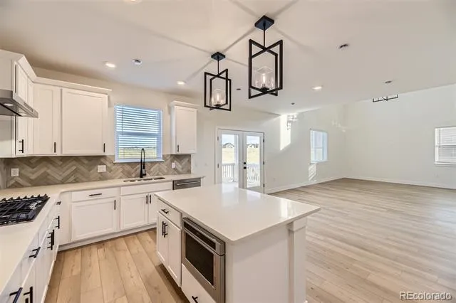 42962 Colonial Tr Elizabeth, CO 80107