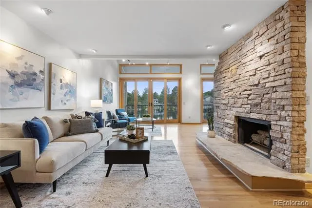9948 E Maplewood Avenue Englewood, CO 80111