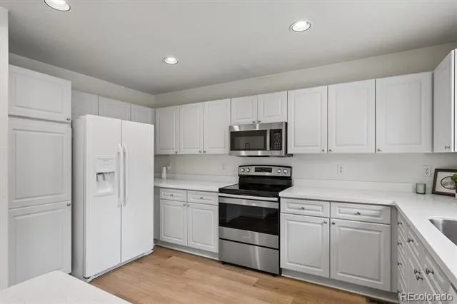 9659 Queenscliffe Drive Highlands Ranch, CO 80130