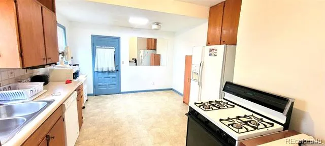 511 E Permenter Lamar, CO 81052