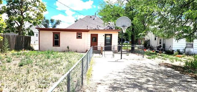 511 E Permenter Lamar, CO 81052