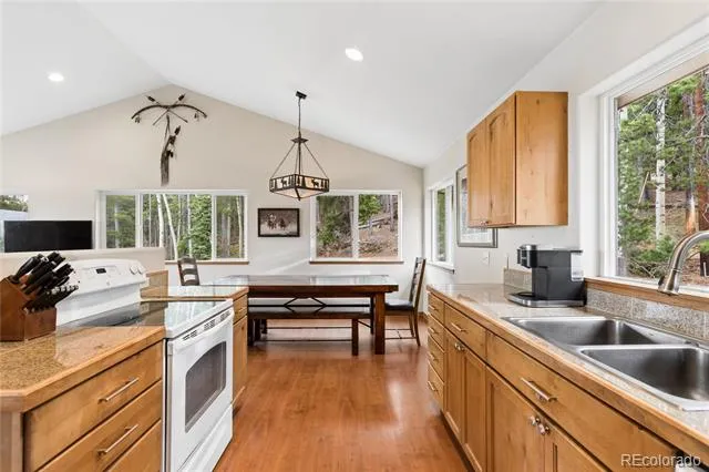 8 Yuma Trail Evergreen, CO 80439