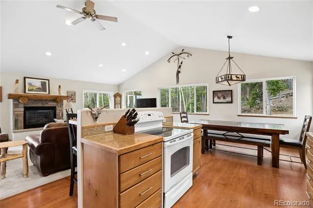 8 Yuma Trail Evergreen, CO 80439