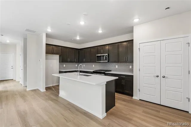 5218 Gardner Parkway Longmont, CO 80504