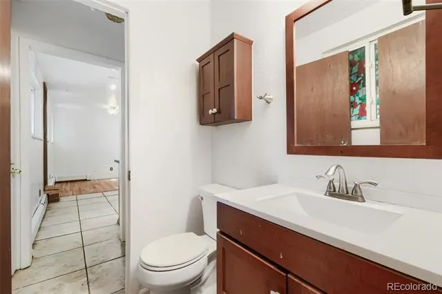 422 S Uvalda Street Aurora, CO 80012