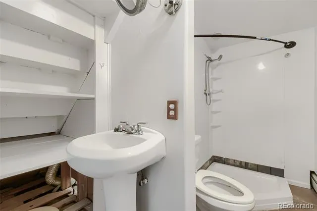 422 S Uvalda Street Aurora, CO 80012