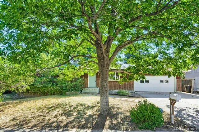 422 S Uvalda Street Aurora, CO 80012