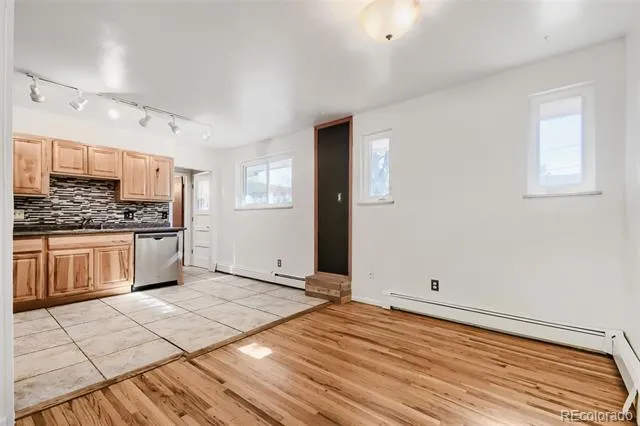 422 S Uvalda Street Aurora, CO 80012