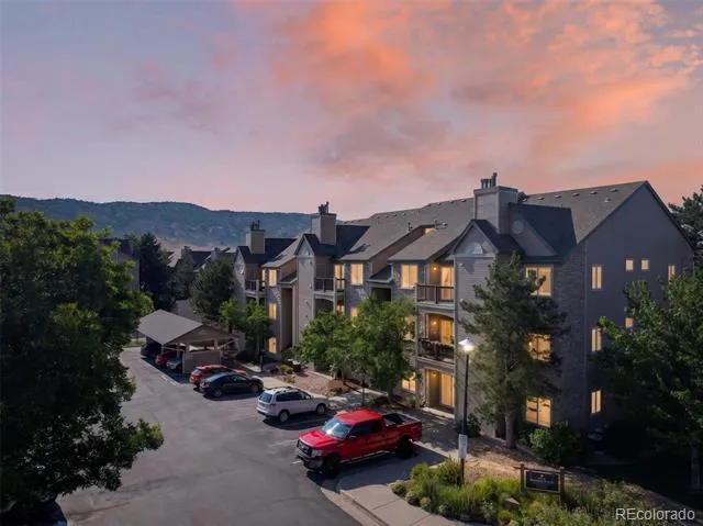 7435 S Alkire Street #203 Littleton, CO 80127