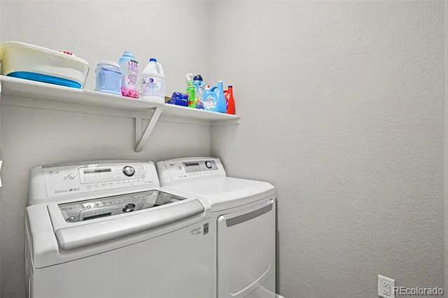 818 S Kalispell Circle #102 Aurora, CO 80017