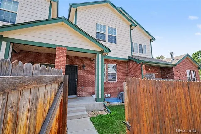 818 S Kalispell Circle #102 Aurora, CO 80017