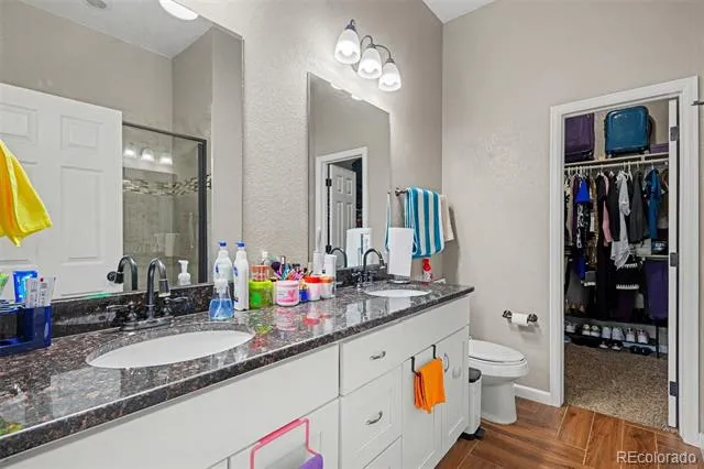 818 S Kalispell Circle #102 Aurora, CO 80017