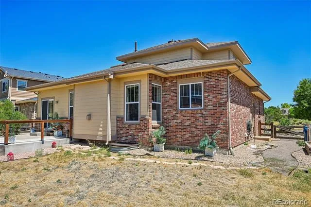 247 Coolidge Way Aurora, CO 80018