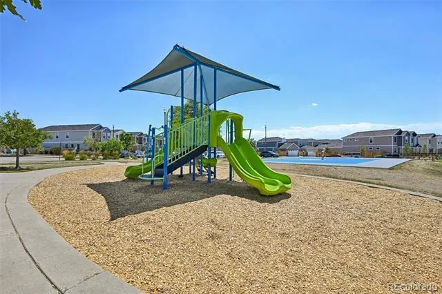 247 Coolidge Way Aurora, CO 80018