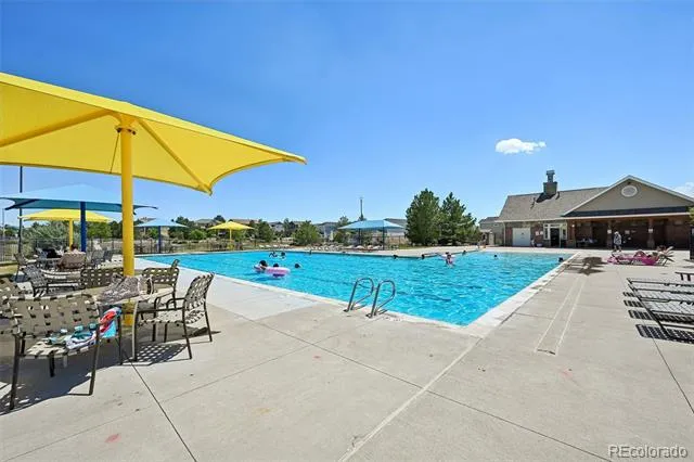 247 Coolidge Way Aurora, CO 80018