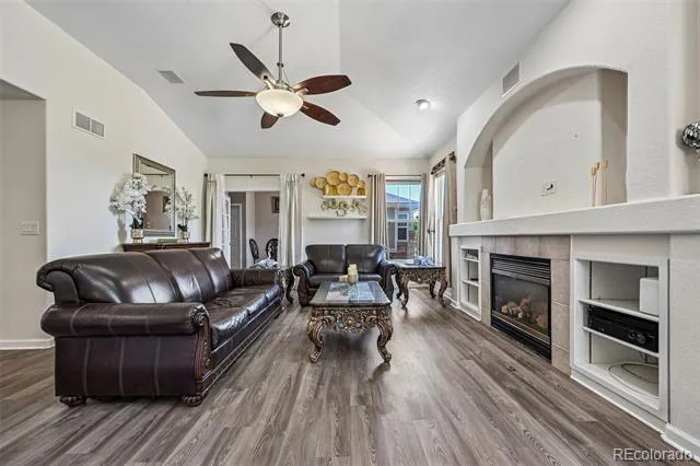 247 Coolidge Way Aurora, CO 80018