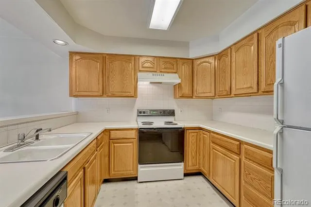 6977 Los Reyes Circle Colorado Springs, CO 80918