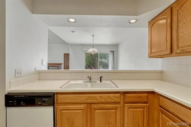 6977 Los Reyes Circle Colorado Springs, CO 80918