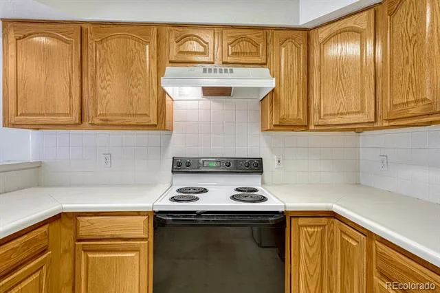 6977 Los Reyes Circle Colorado Springs, CO 80918