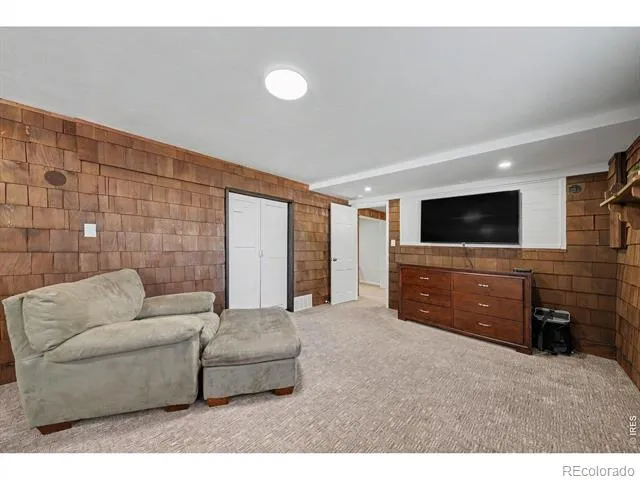 1005 Knobcone Place Loveland, CO 80538