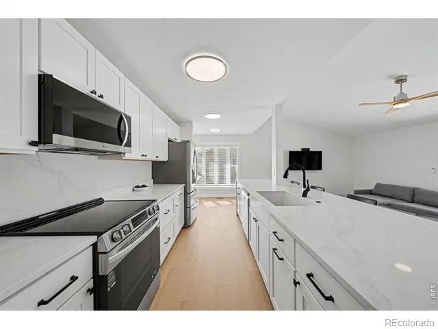 1005 Knobcone Place Loveland, CO 80538