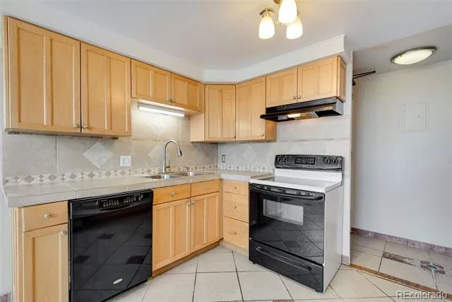 1155 Ash Street #707 Denver, CO 80220