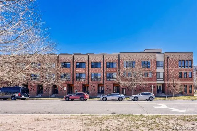 2200 Tremont Place #3 Denver, CO 80205