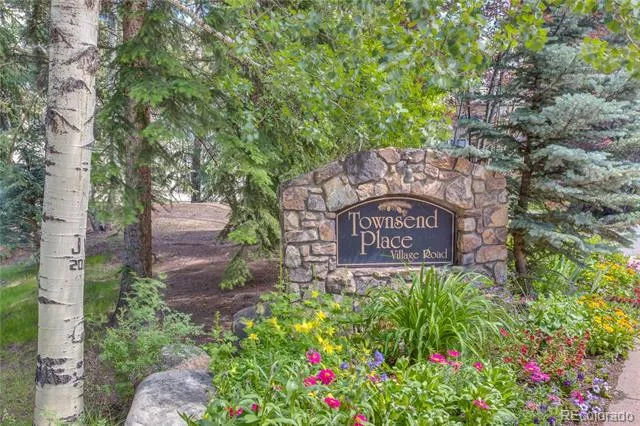 1206 Village Road #108 Avon, CO 81620