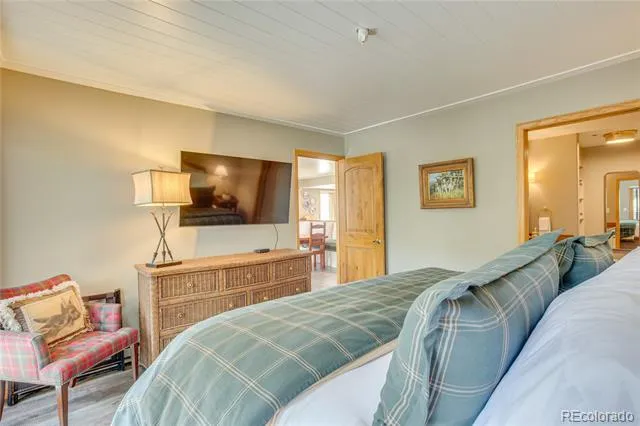 1206 Village Road #108 Avon, CO 81620