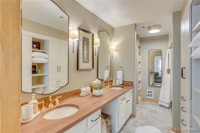 1206 Village Road #108 Avon, CO 81620