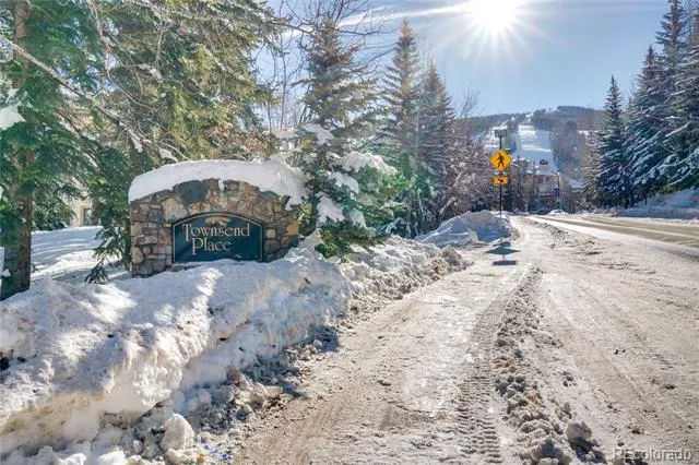 1206 Village Road #108 Avon, CO 81620