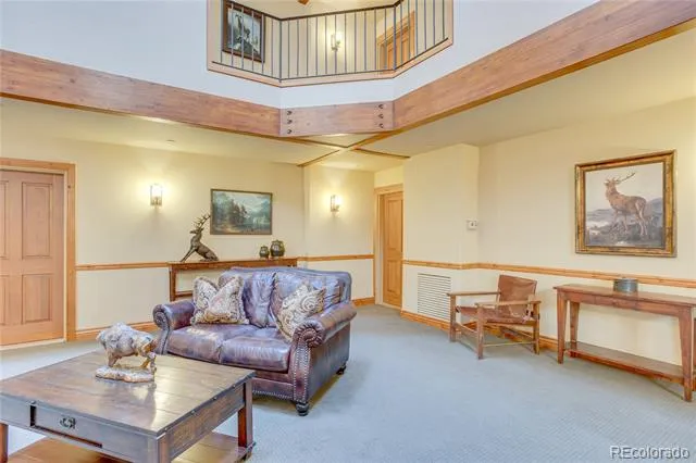 1206 Village Road #108 Avon, CO 81620