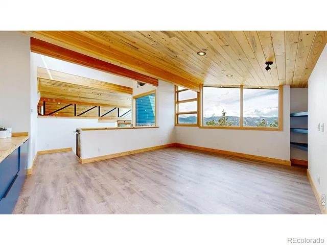 1440 Hummingbird Drive Estes Park, CO 80517
