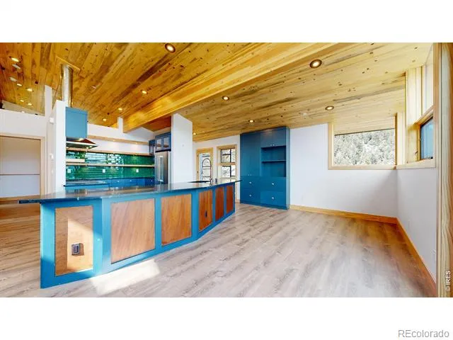 1440 Hummingbird Drive Estes Park, CO 80517