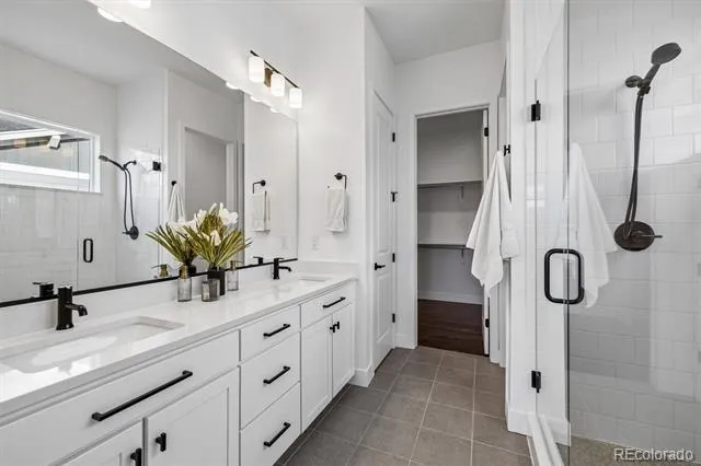 19056 W 94th Avenue Arvada, CO 80007
