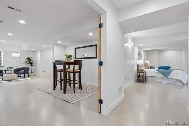 19056 W 94th Avenue Arvada, CO 80007