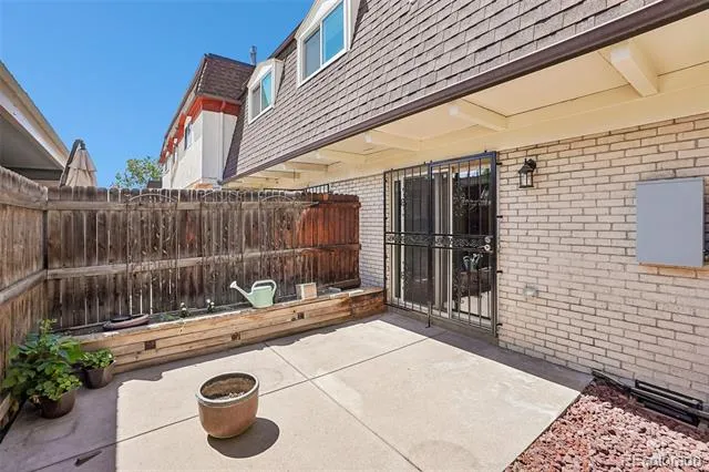 6472 E Mississippi Avenue Denver, CO 80224