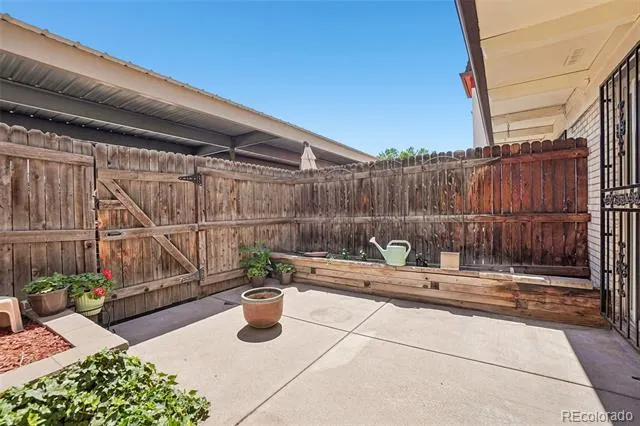 6472 E Mississippi Avenue Denver, CO 80224